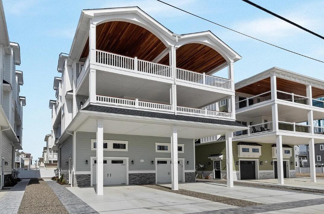 223 40th Street East | Sea Isle City, NJ | Long & Foster Vacation